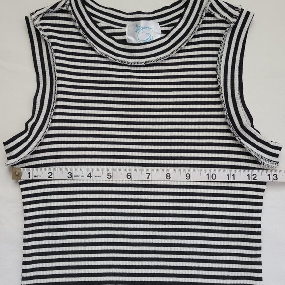 Black and White Fitted Striped Tank Top Size Small - Picture 7 of 10